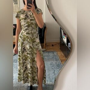 EUC Reformation “Gavin” dress in Tropical Green Jungle, SZ 2